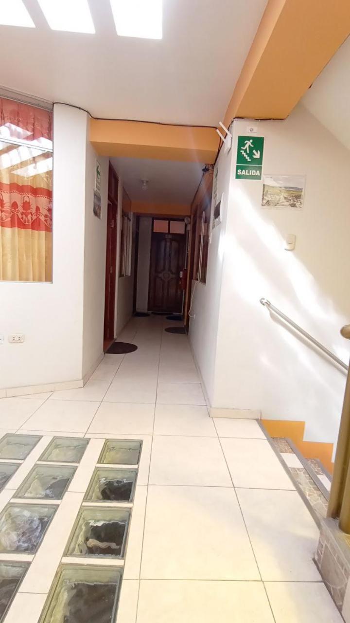 Hostal Acuarius 푸노 외부 사진