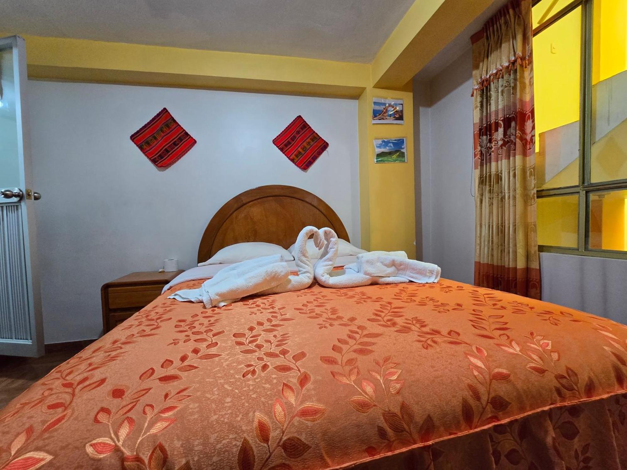 Hostal Acuarius 푸노 외부 사진