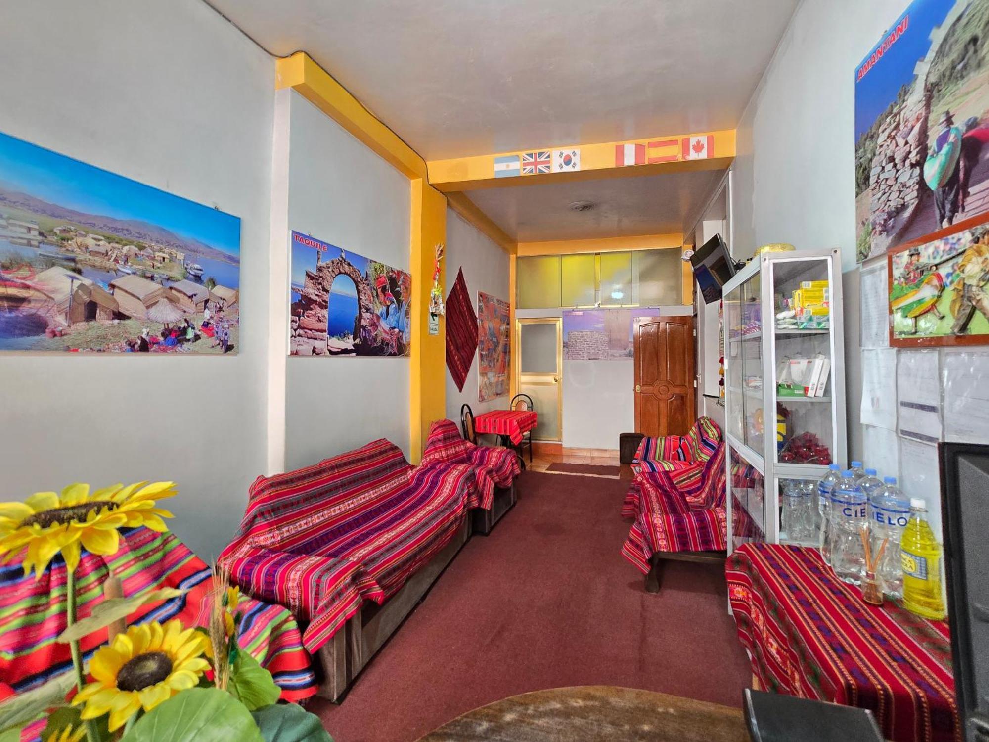 Hostal Acuarius 푸노 외부 사진