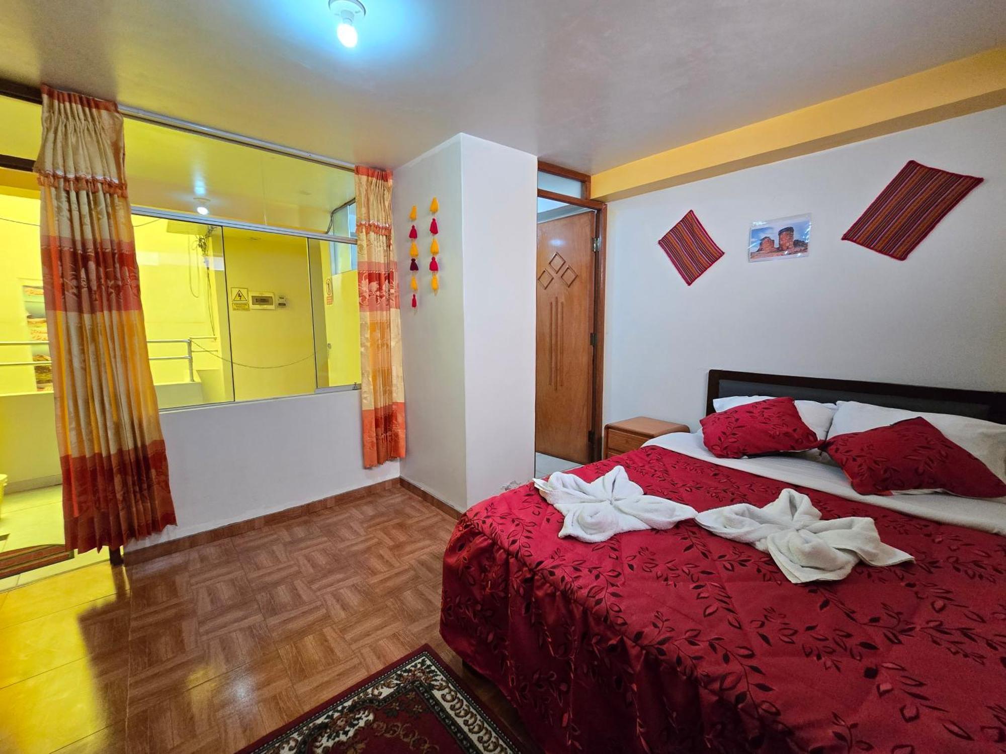 Hostal Acuarius 푸노 외부 사진