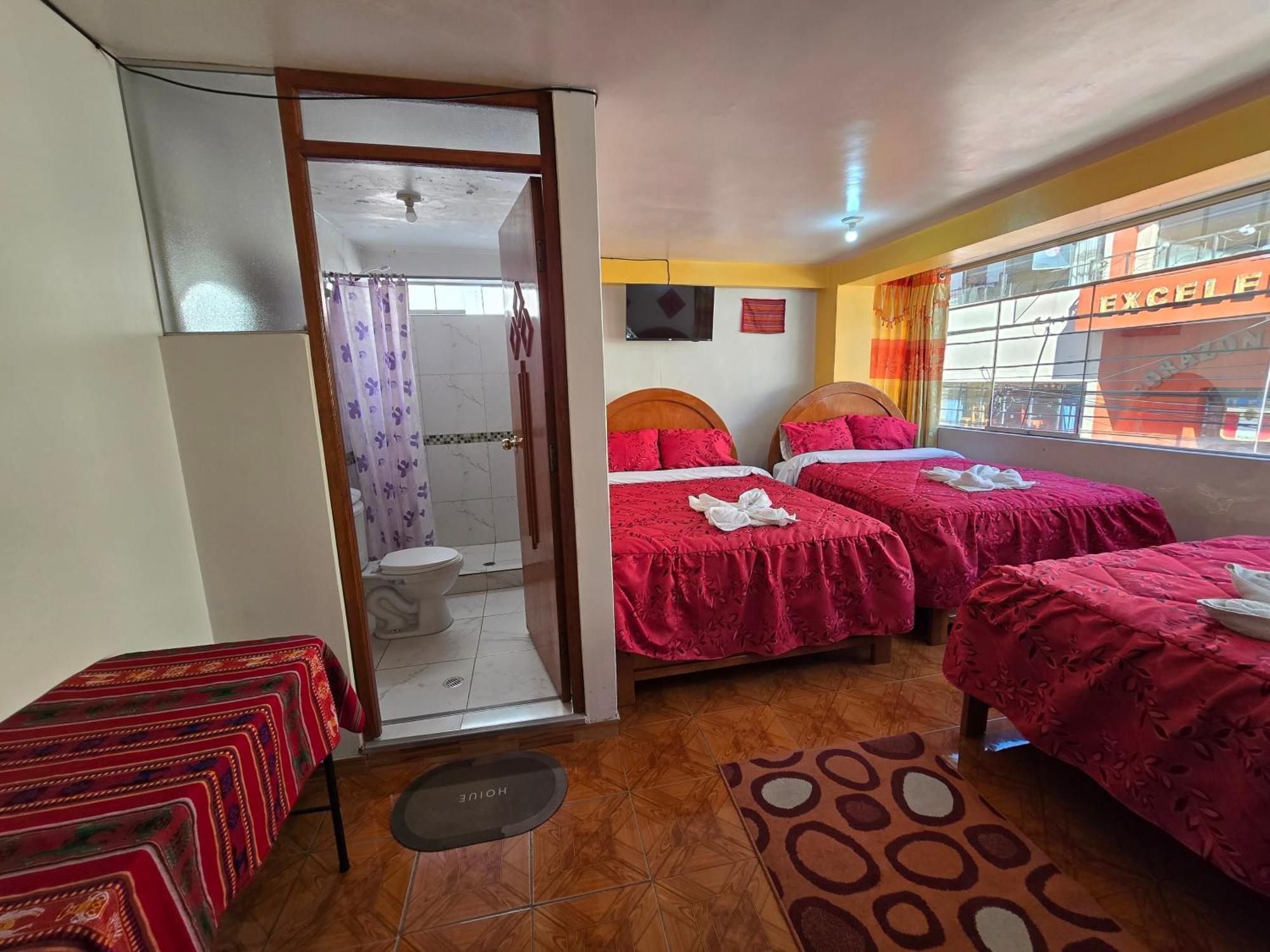 Hostal Acuarius 푸노 외부 사진