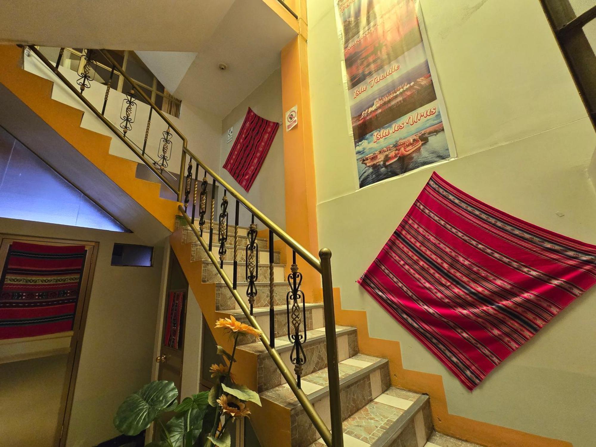 Hostal Acuarius 푸노 외부 사진