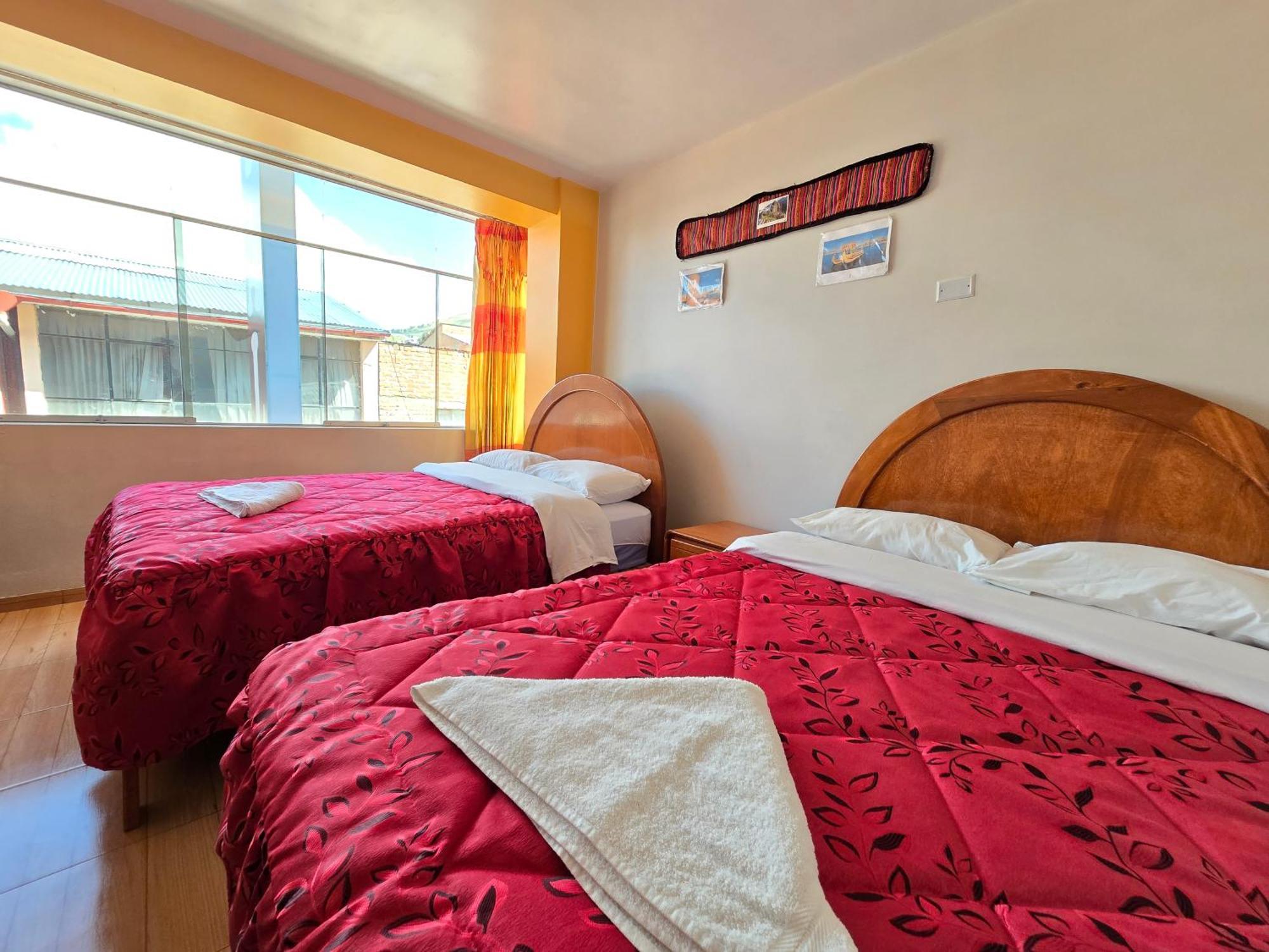 Hostal Acuarius 푸노 외부 사진