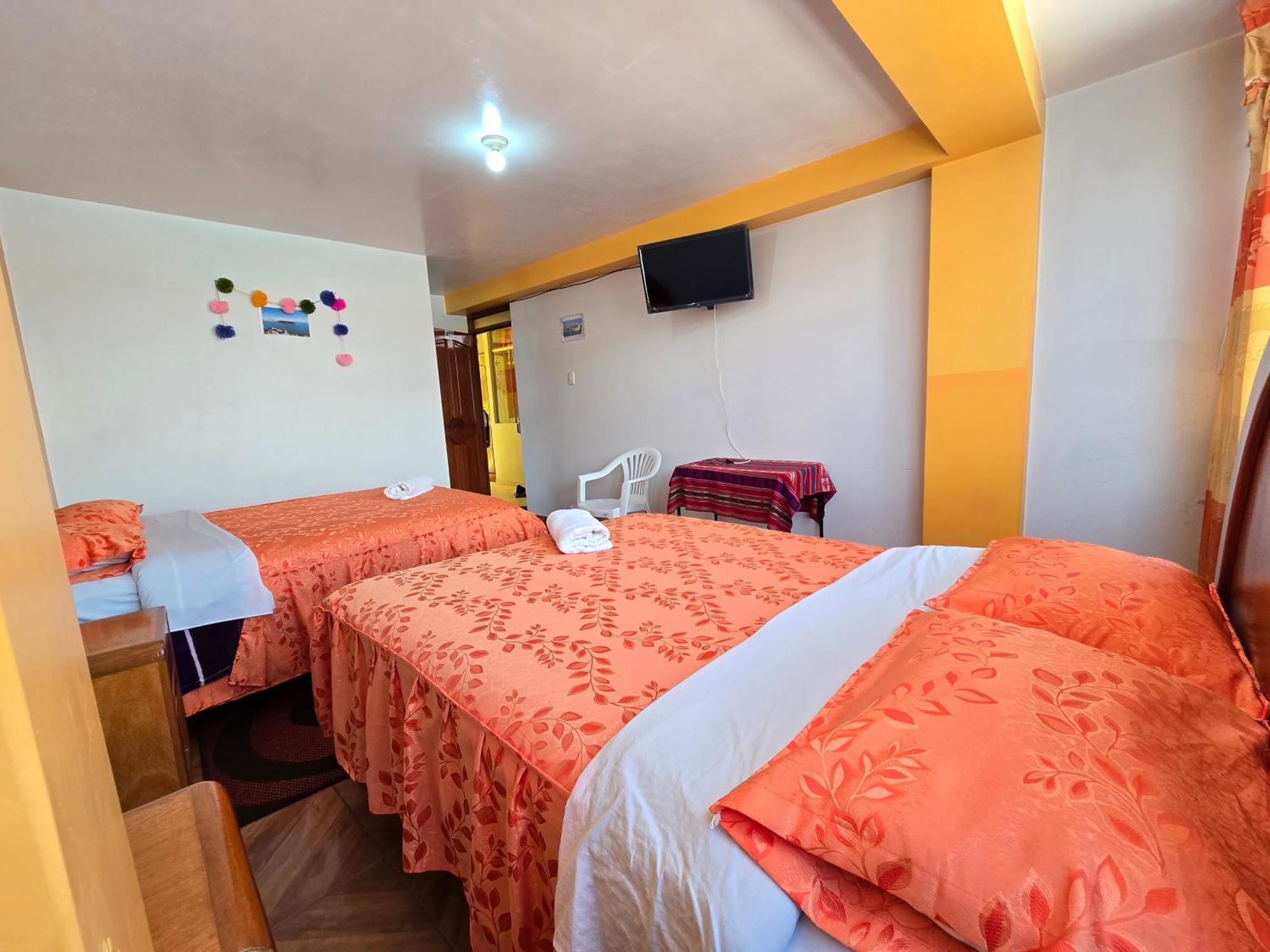 Hostal Acuarius 푸노 외부 사진