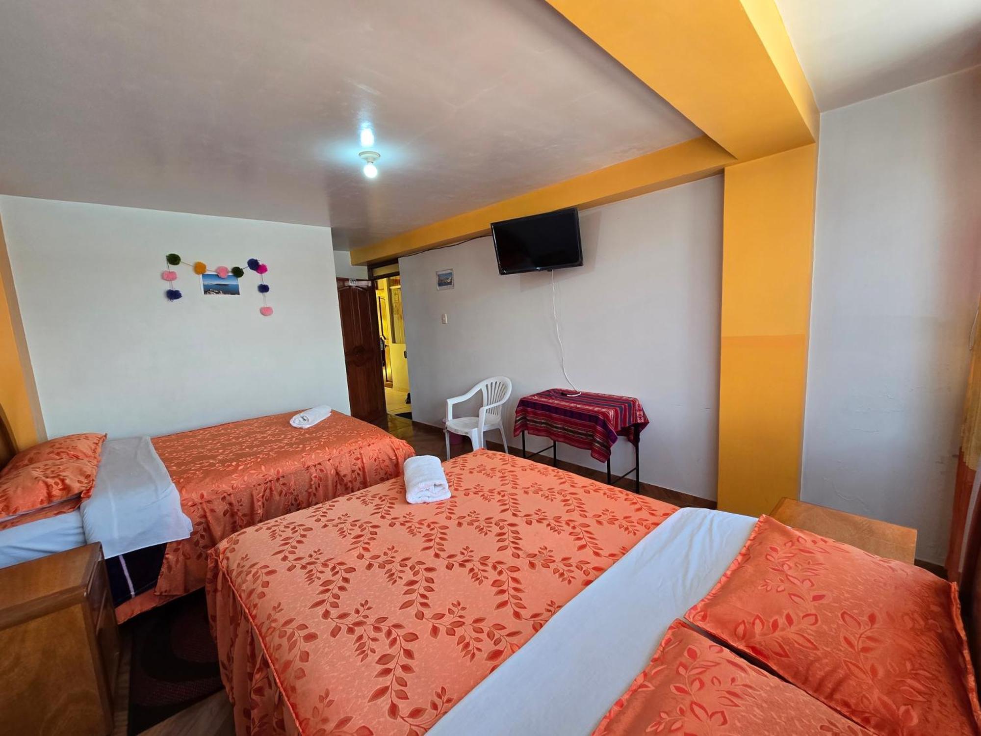 Hostal Acuarius 푸노 외부 사진
